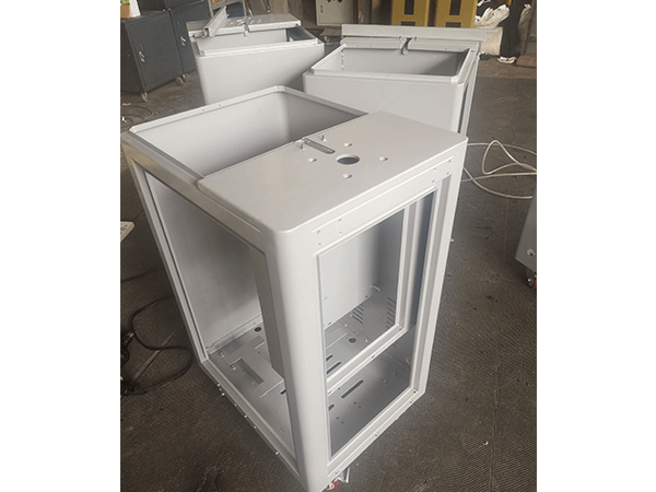 機(jī)柜、機(jī)箱